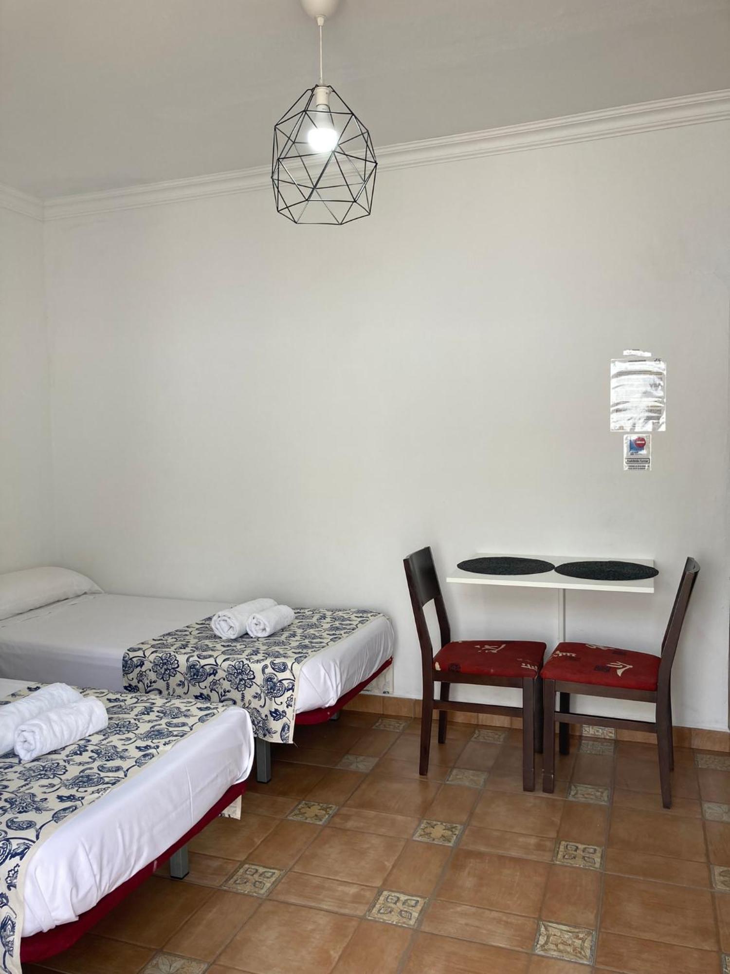 Apartamentos Y Habitaciones Villa Marina La Caleta  Buitenkant foto