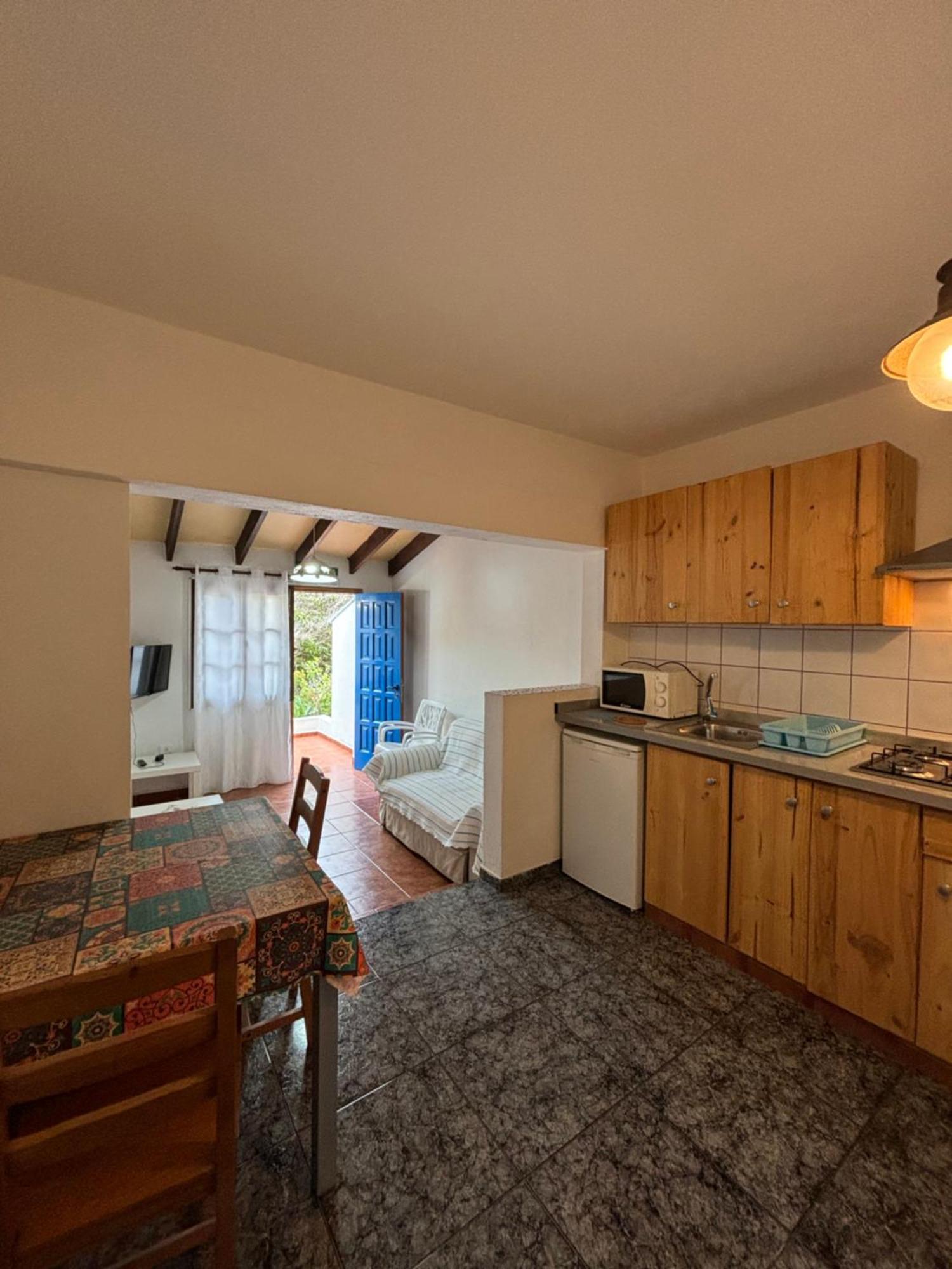 Apartamentos Y Habitaciones Villa Marina La Caleta  Buitenkant foto